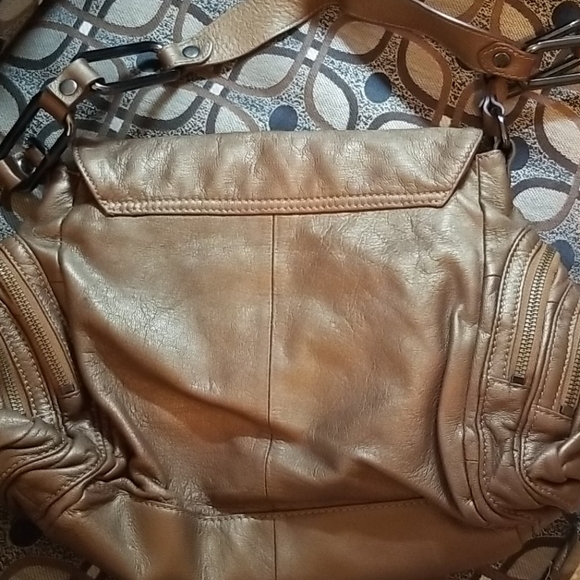 Kenneth Cole Reaction Handbag - Picture 4 of 8